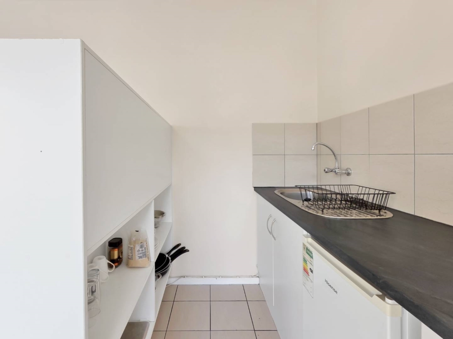 2 Bedroom Property for Sale in Gardens Western Cape